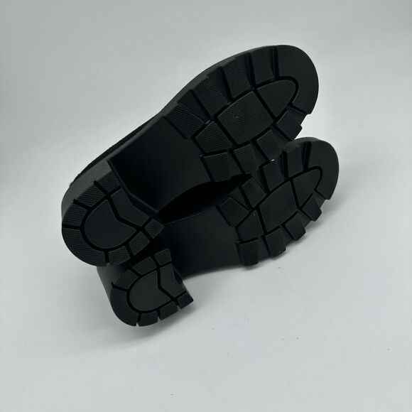 Jolt Chelsea Boot (Women)
Lisa Vicky - Picture 5 of 7